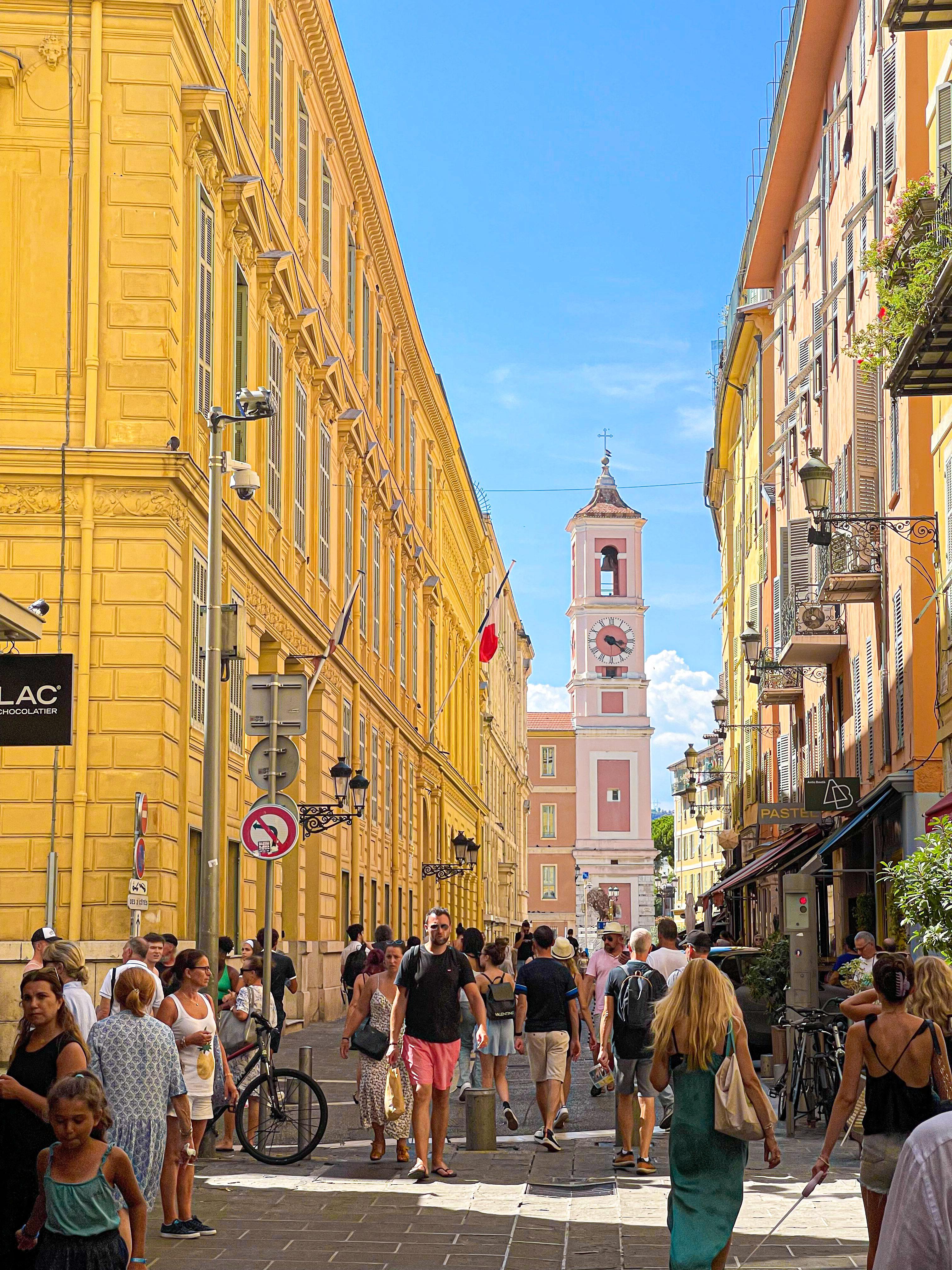 Nice's best guided tours around the hotel