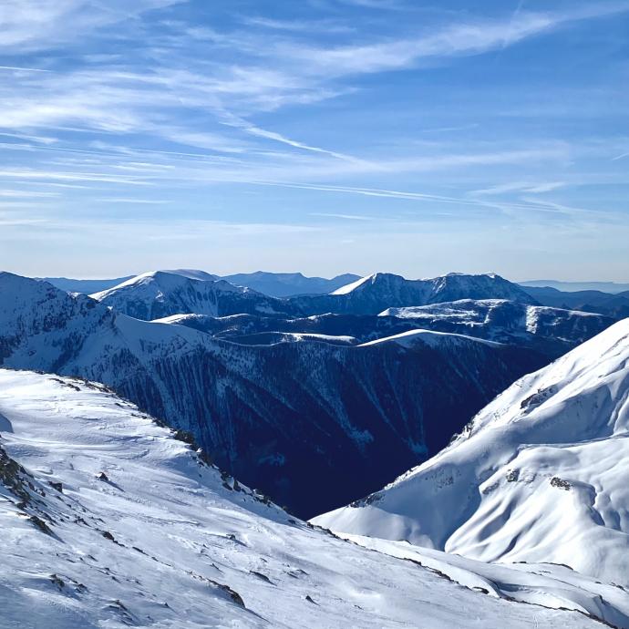 Skiing & Rooftops: Discover the Best of the French Riviera, from the Alps to the Coast